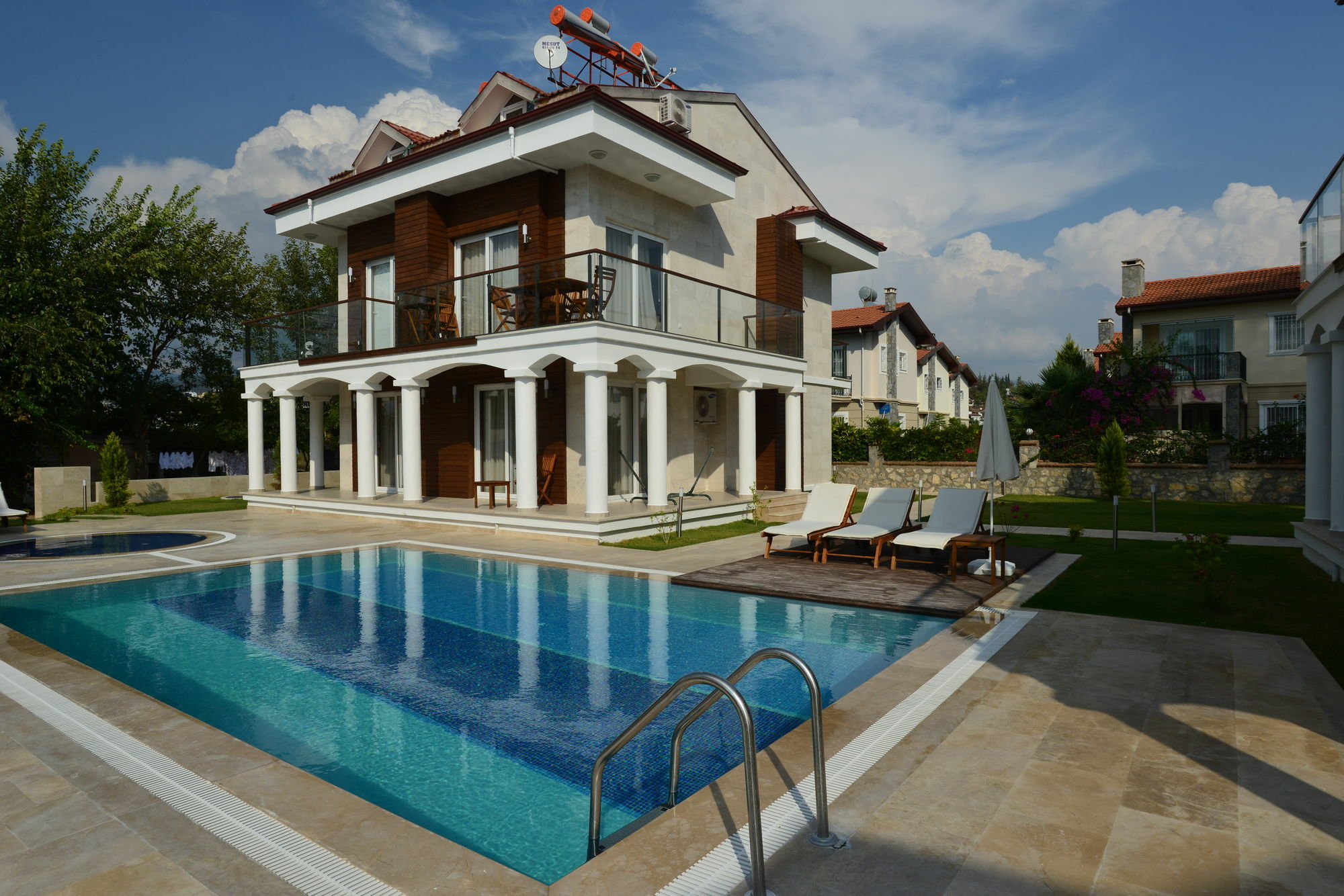 Lighthouse Natalia Aparts Apartment Fethiye Ngoại thất bức ảnh